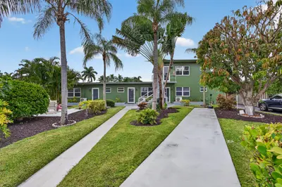 3404 Spring Street, Pompano Beach – Quadruplex for sale
