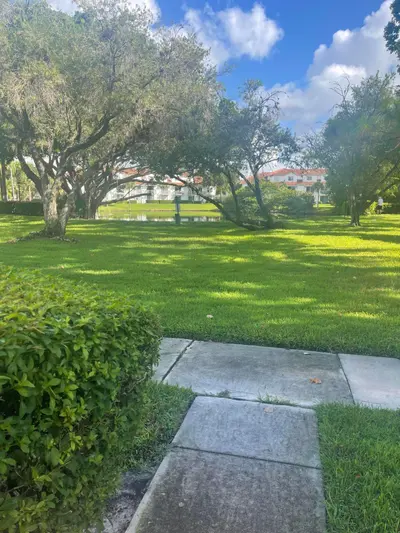1205 CRYSTAL Way K, Delray Beach – Condominium for rent