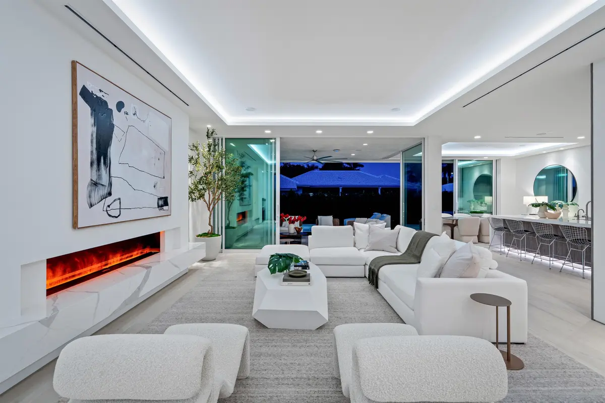 LIVING_ROOM_STRAIGHT_SUNSET at 610 JUNEBERRY Court, Boca Raton