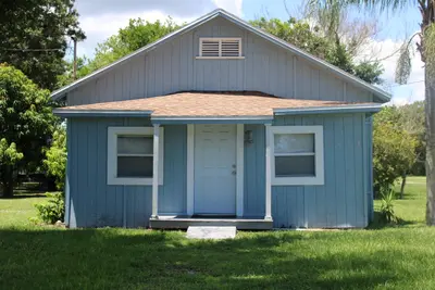1609 N 14th Street, Fort Pierce – Single Family Residence for sale