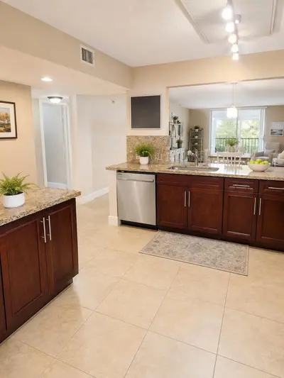 5574 Witney Drive 206, Delray Beach – Condominium for sale