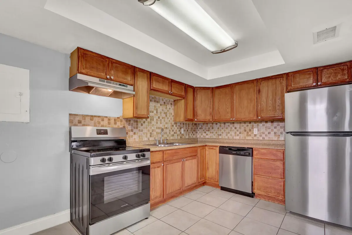 08_Image_9_mls at 3204 Louisiana Avenue D, Fort Pierce