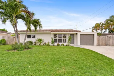 2775 NE 5TH Avenue, Boca Raton – Single Family Residence for sale