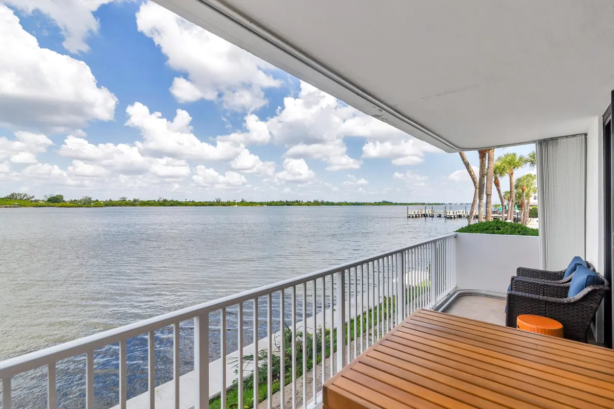 high-22 at 2860 S Ocean Boulevard 106, Palm Beach