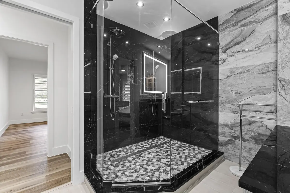 picture e at 11311 POND VIEW Drive C203, Wellington