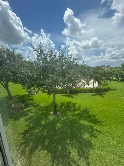 205 MANSFIELD Way, Boca Raton – Condominium for rent
