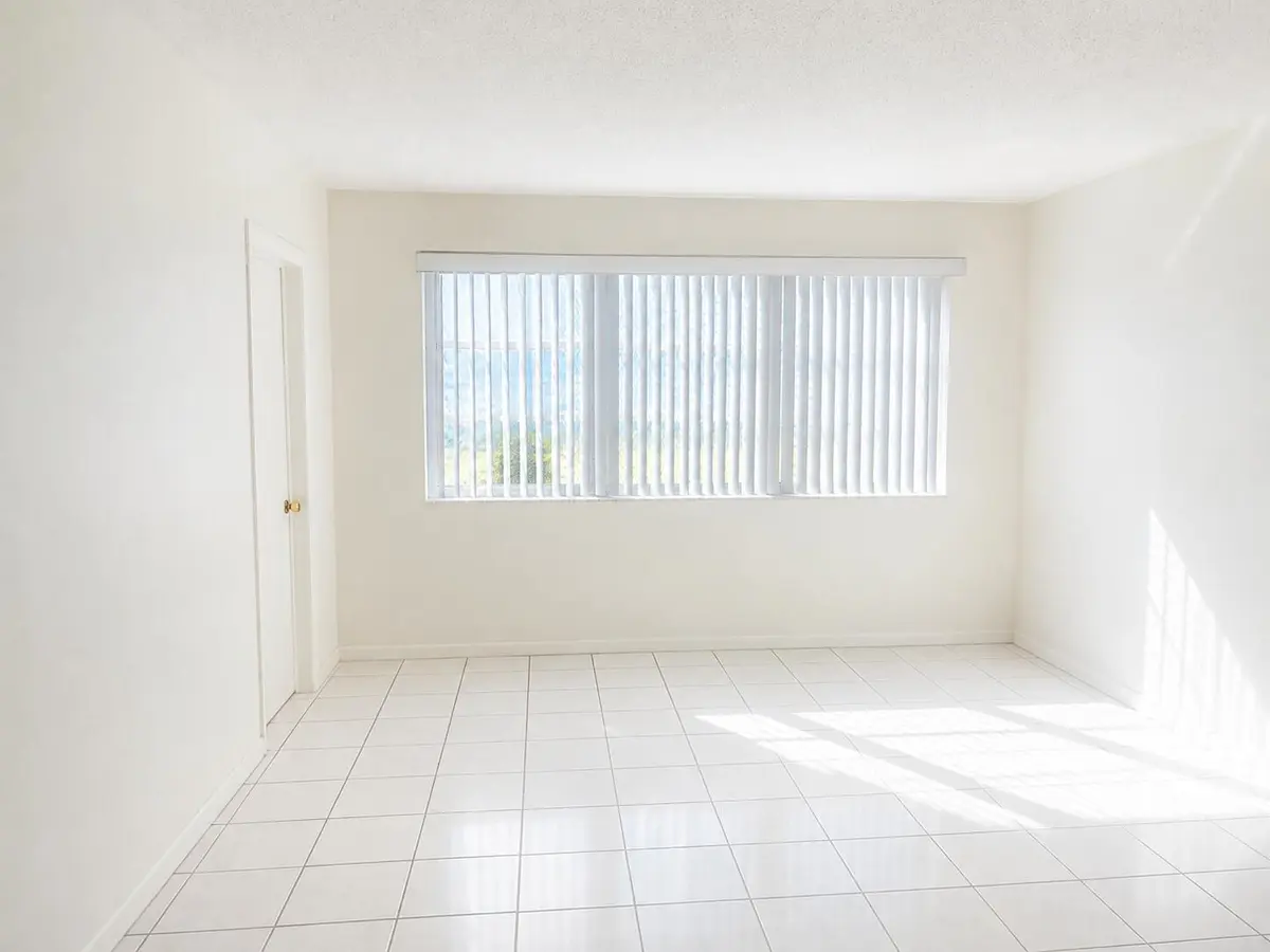 Living Rm at 2200 Park Lane 107, Hollywood