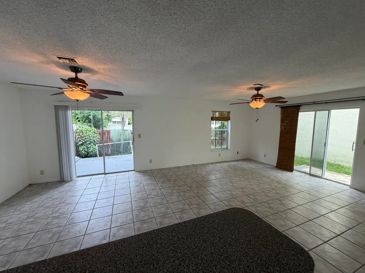 IMG_7869 at 4172 Pine Hollow Circle, Greenacres