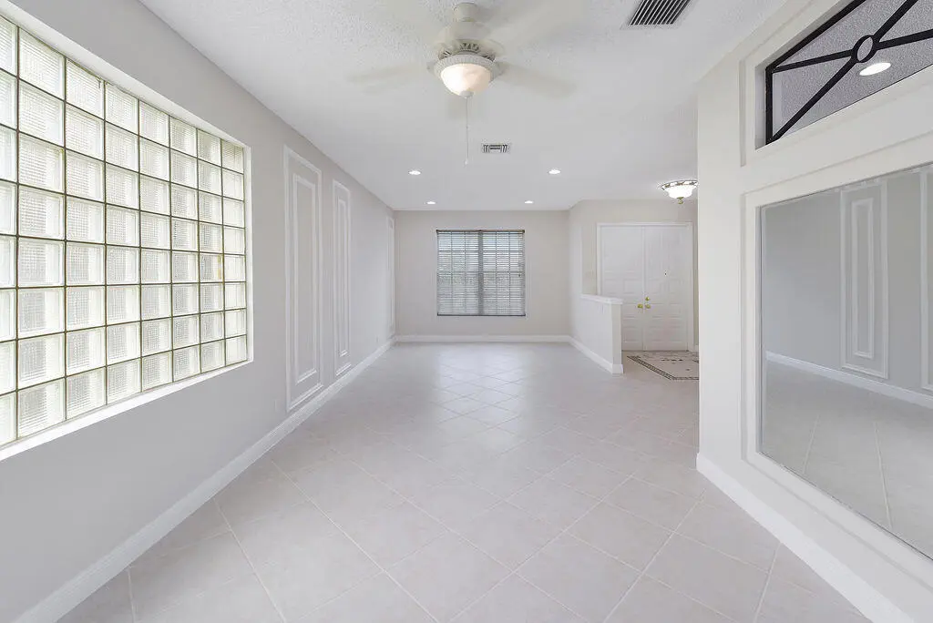AIP_9055 at 7259 Norwich Lane, Boynton Beach
