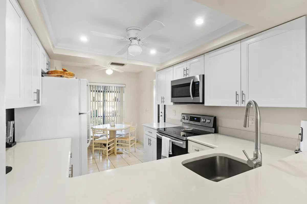 IMG_3739 at 5186 GOLFVIEW Court 1913, Delray Beach