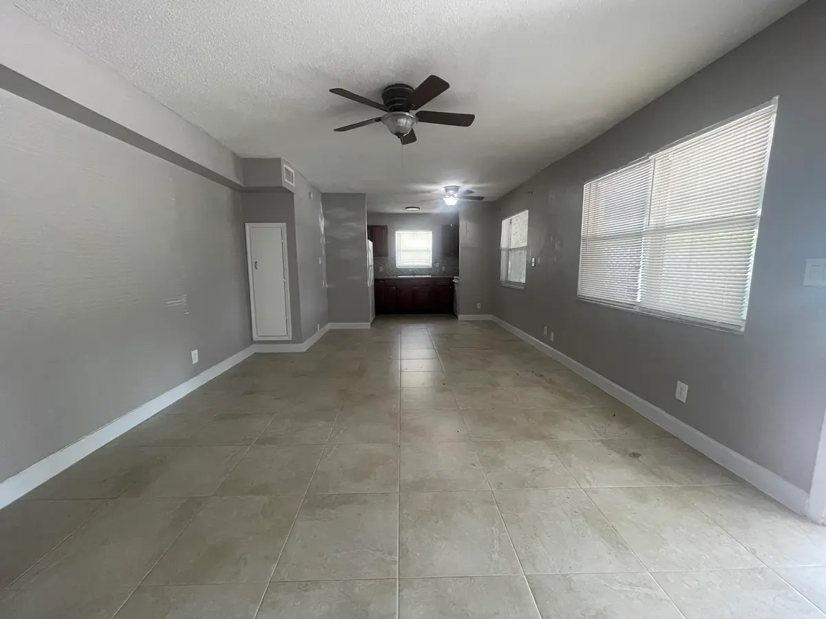IMG_2528 at 3361 NE 16TH Avenue 1, Oakland Park