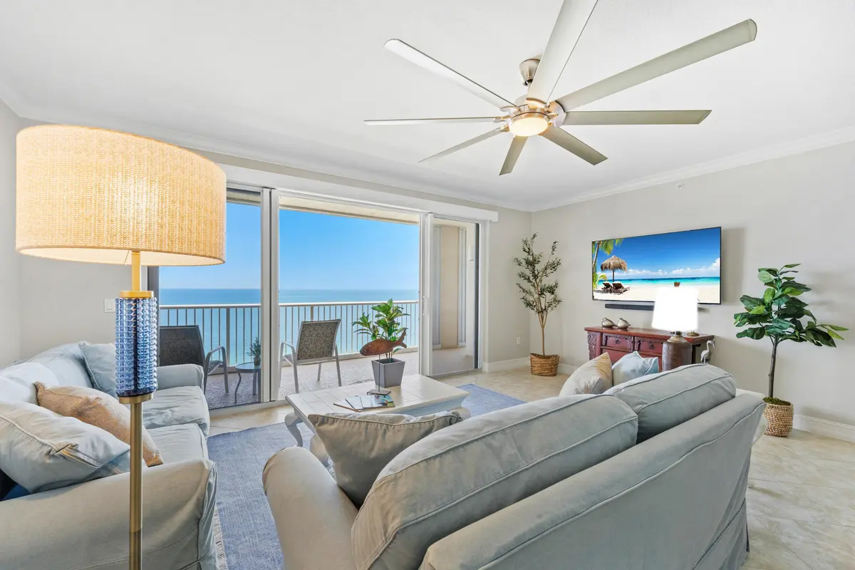 2_27 at 4160 N Highway A1a 1002, Hutchinson Island