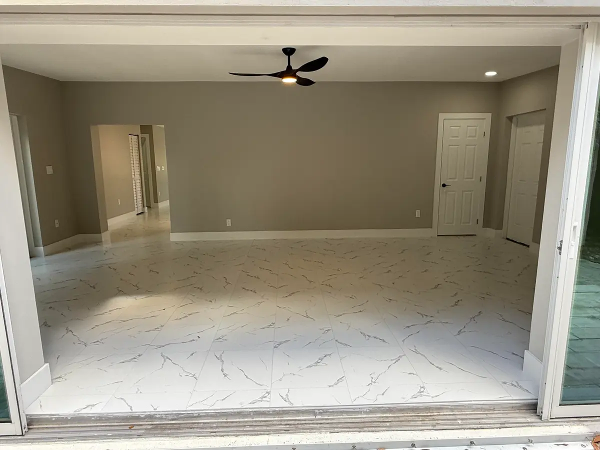 family room river point at 507 SW N Riverpoint Drive, Stuart