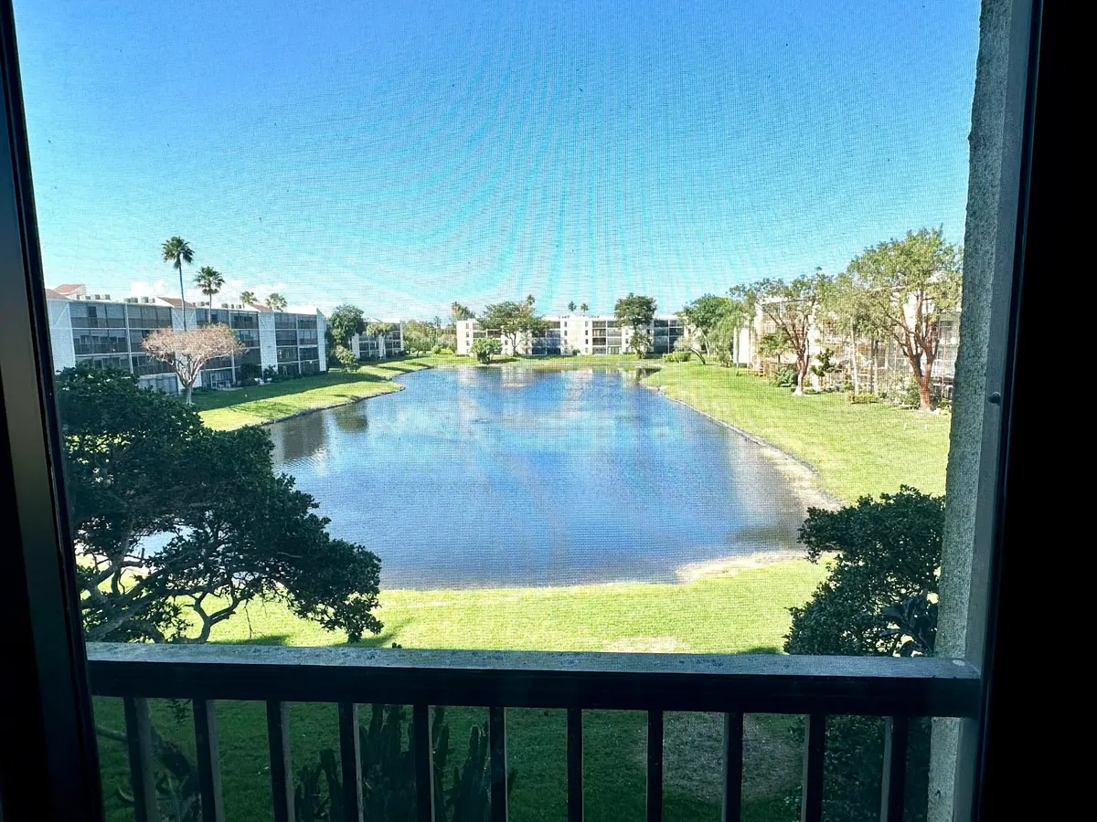 IMG_2878 at 14460 Strathmore Lane 306, Delray Beach