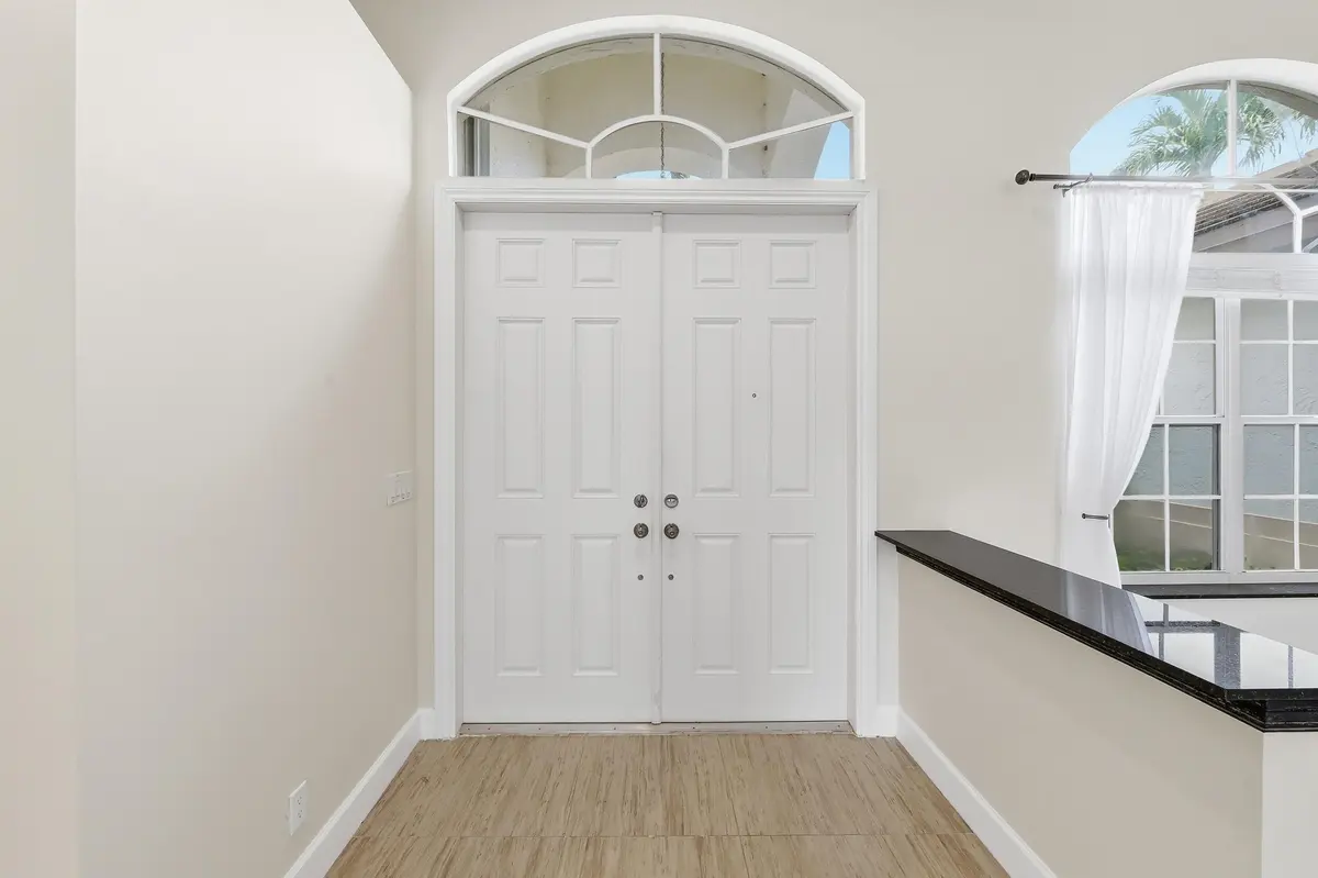 Entrance interior at 2644 MILLER Court, Weston