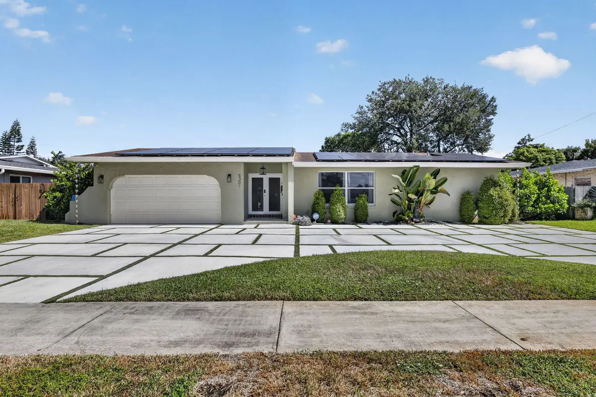 1-web-or-mls-_A7A7939 at 5301 SW 8TH Court, Plantation