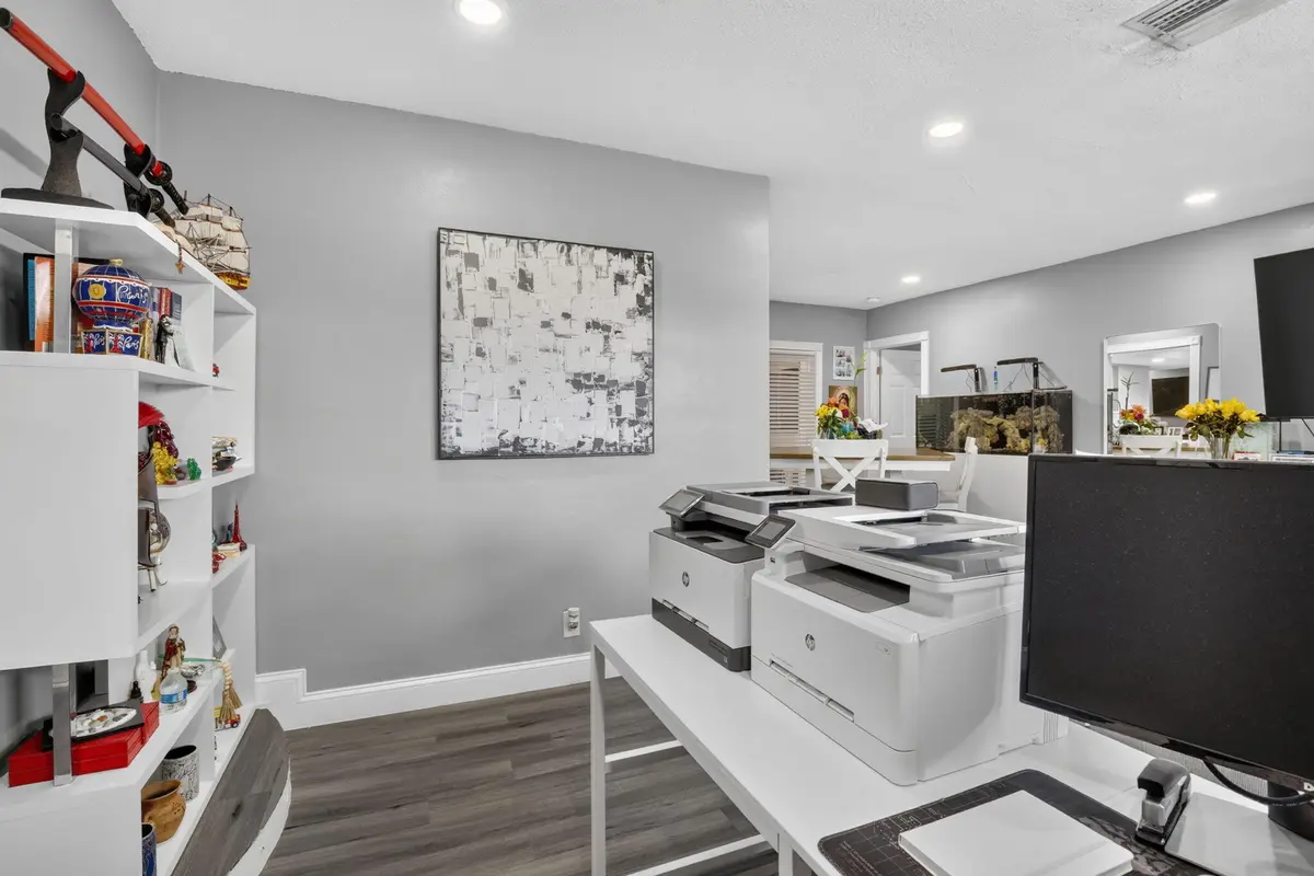 7-web-or-mls-_A7A7654 at 5301 SW 8TH Court, Plantation
