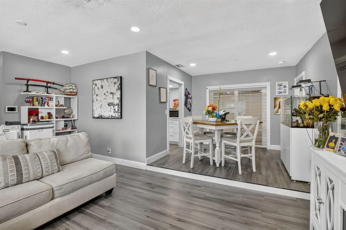 11-web-or-mls-_A7A7664 at 5301 SW 8TH Court, Plantation