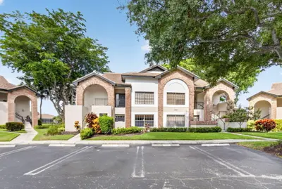8065 Aberdeen Drive 102, Boynton Beach – Condominium for sale