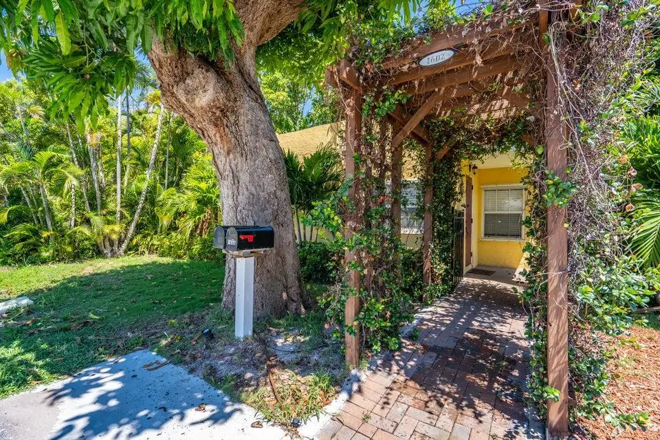 Main House at 1602 N L Street, Lake Worth Beach