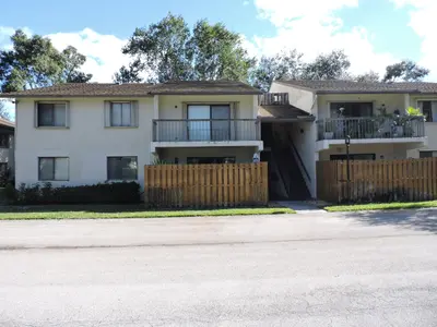 3402 Gardens East Drive 7A, Palm Beach Gardens – Condominium for rent