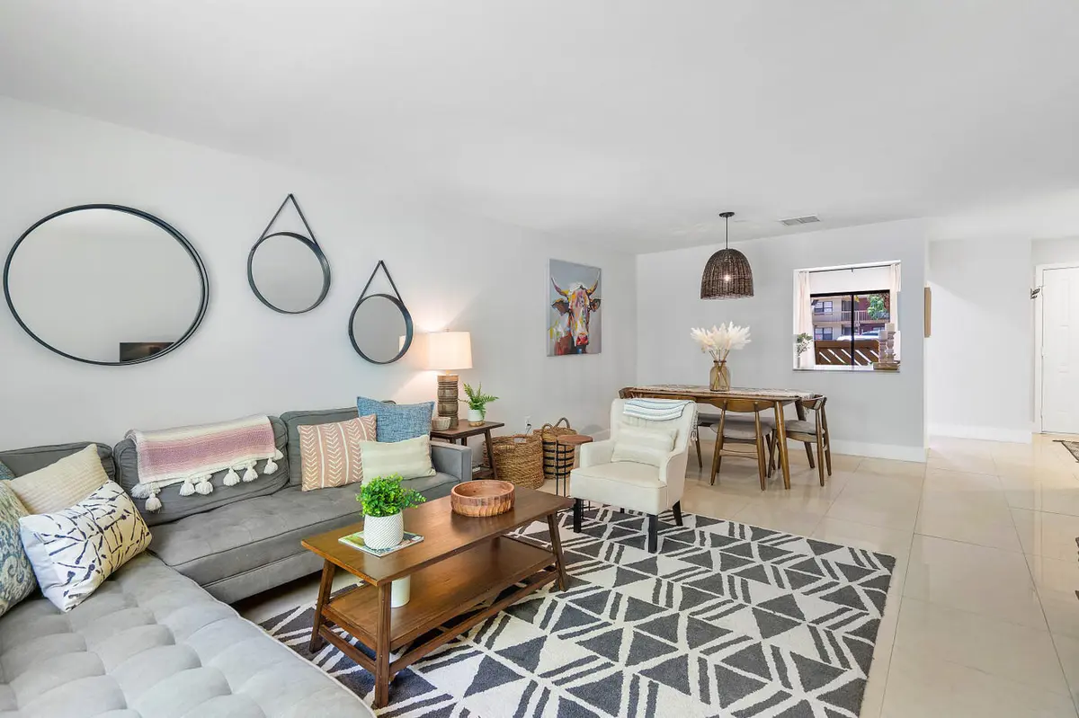 Family Room at 13095 BELHAVEN Court 6, Wellington