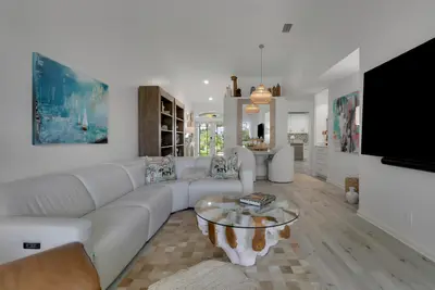 8925 SE Riverfront Terrace, Tequesta – Townhouse for sale