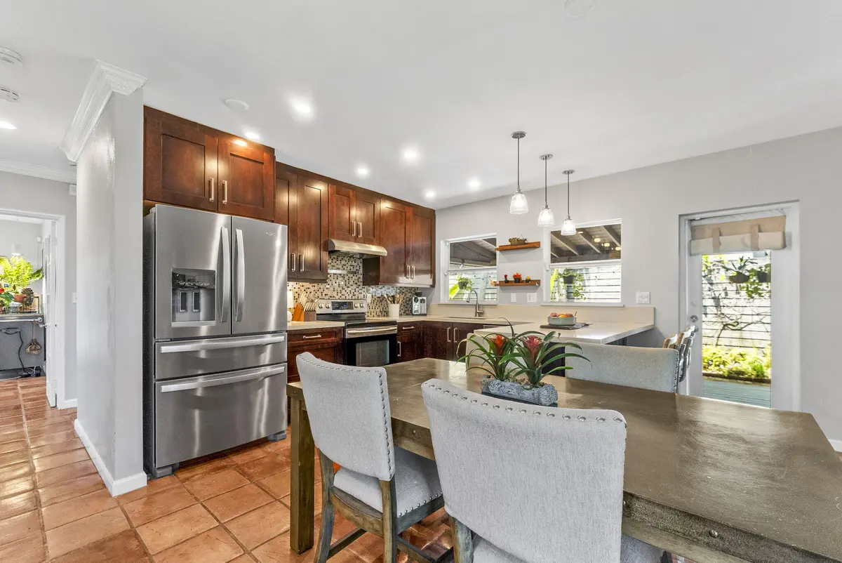 27-web-or-mls-DSC02056 at 1627 NE 17TH Avenue, Fort Lauderdale