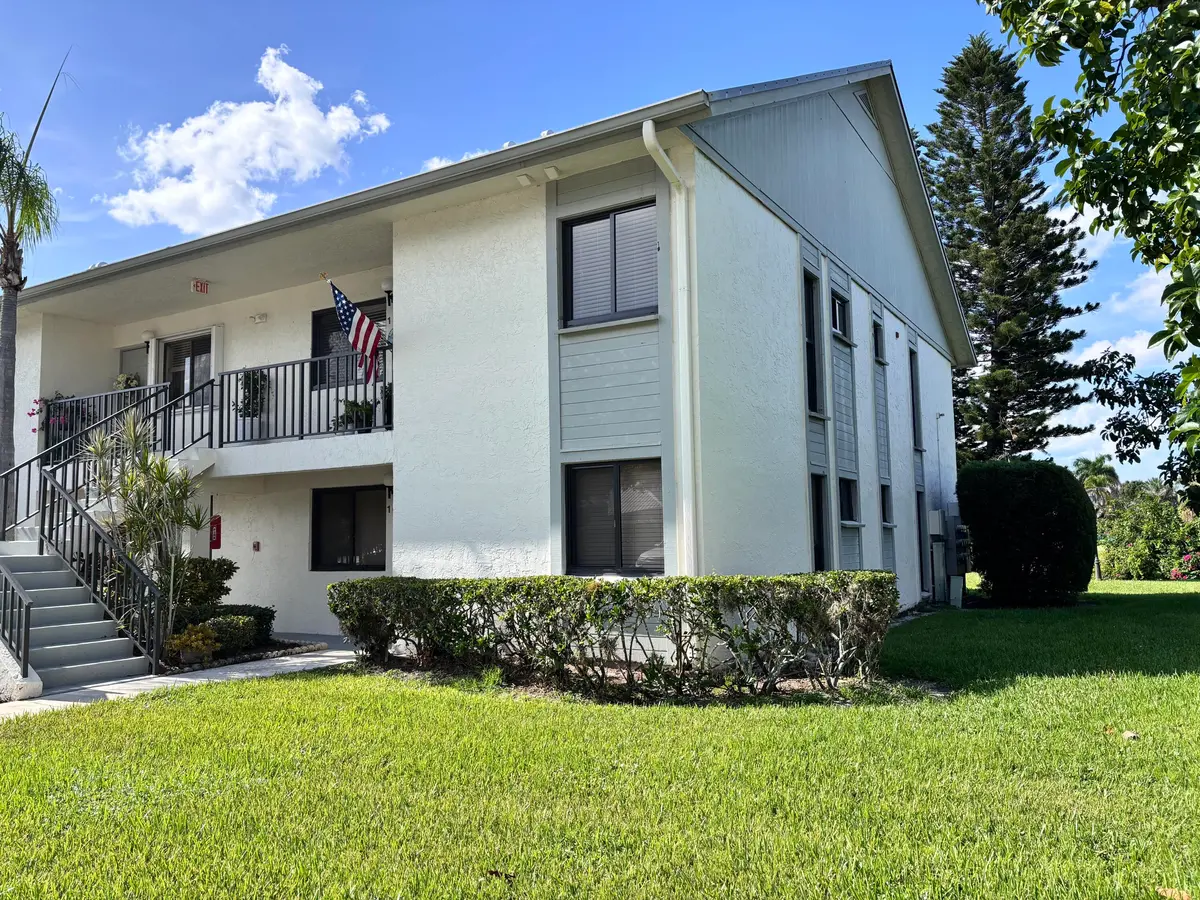 Corner Unit at 2071 NW 21st Terrace, Stuart