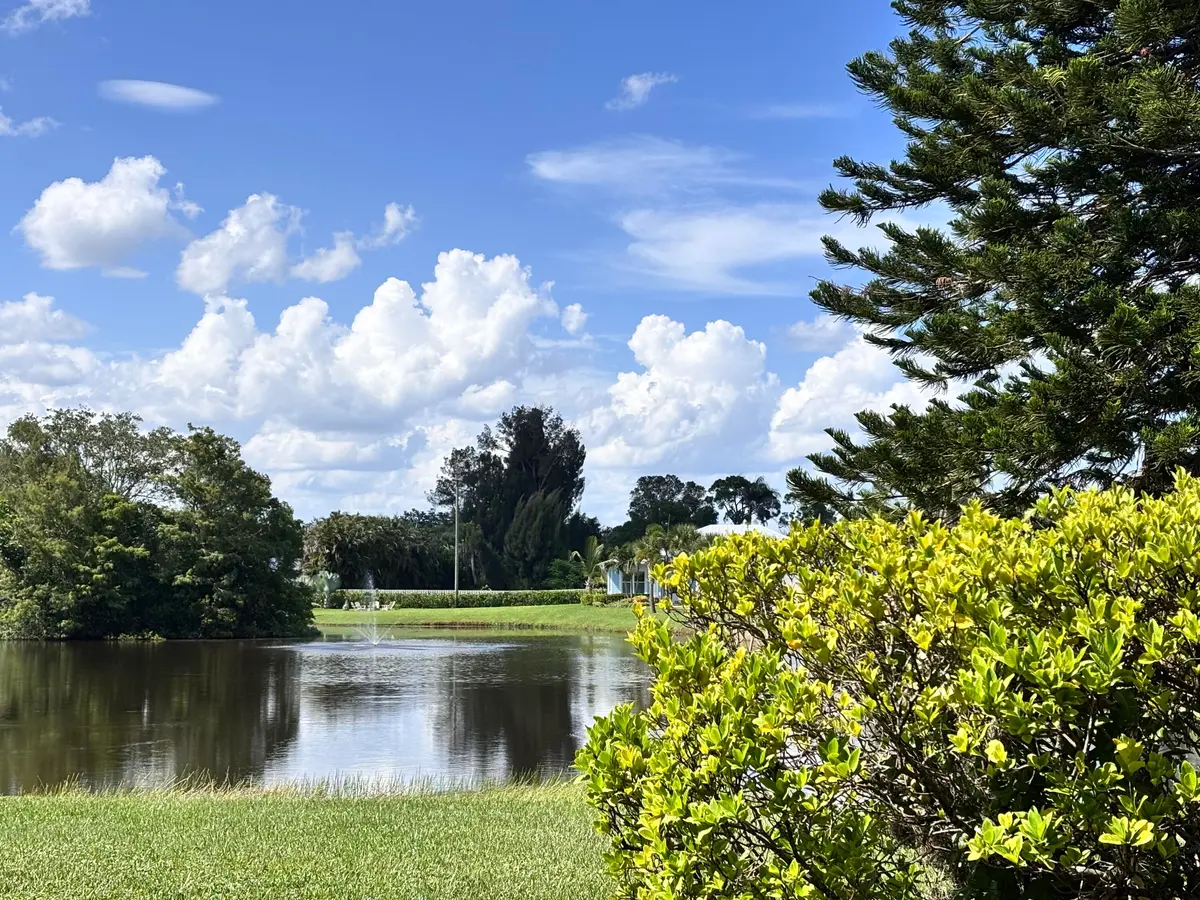 Views of the fountain at 2071 NW 21st Terrace, Stuart