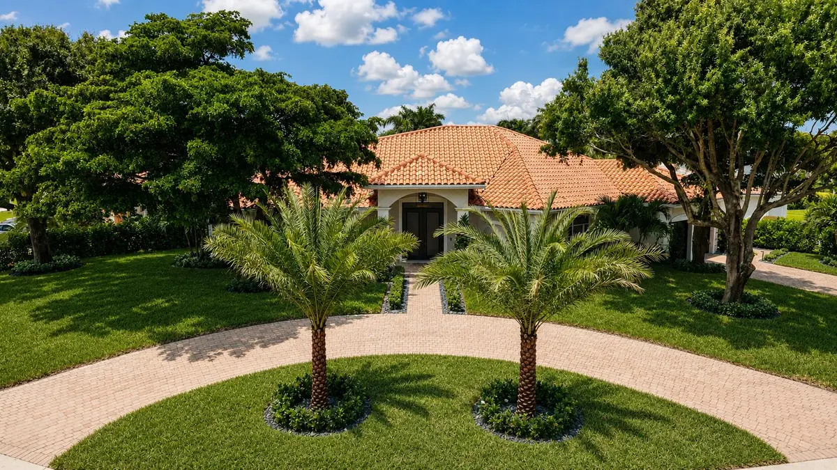 drone at 950 Greensward Lane, Delray Beach