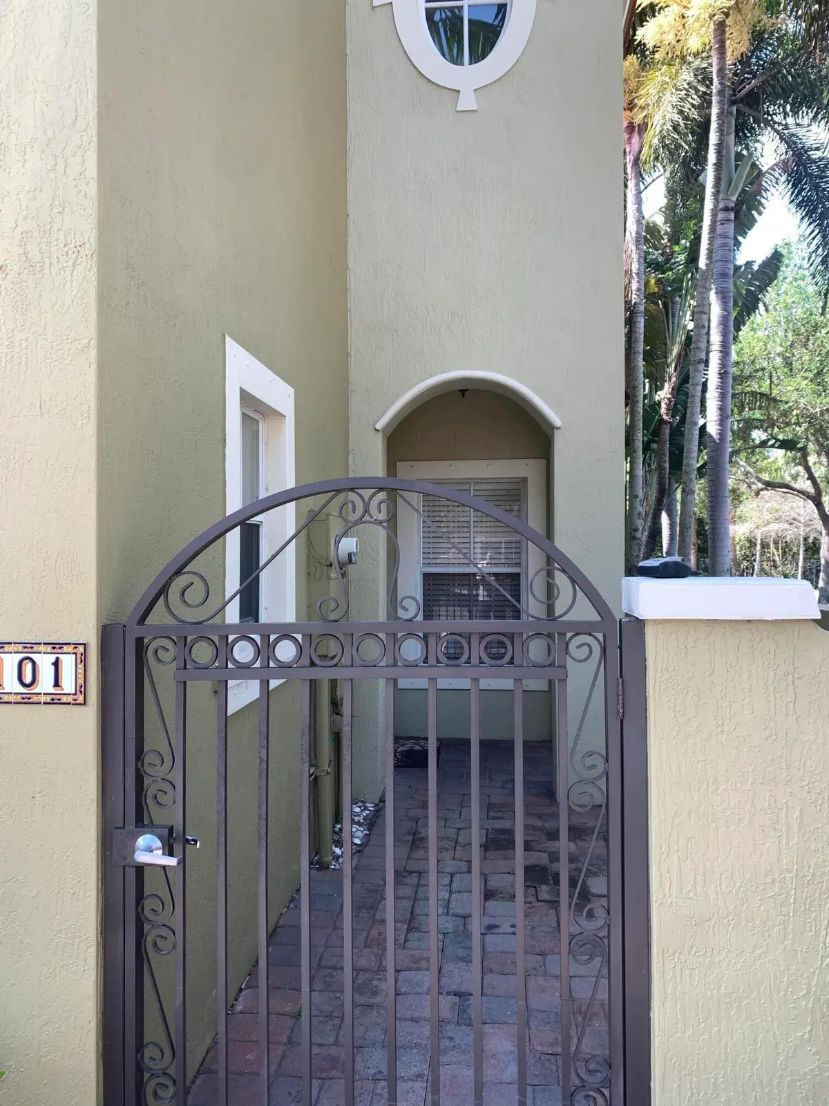 Front Porch at 101 LAKE MONTEREY Circle 101, Boynton Beach