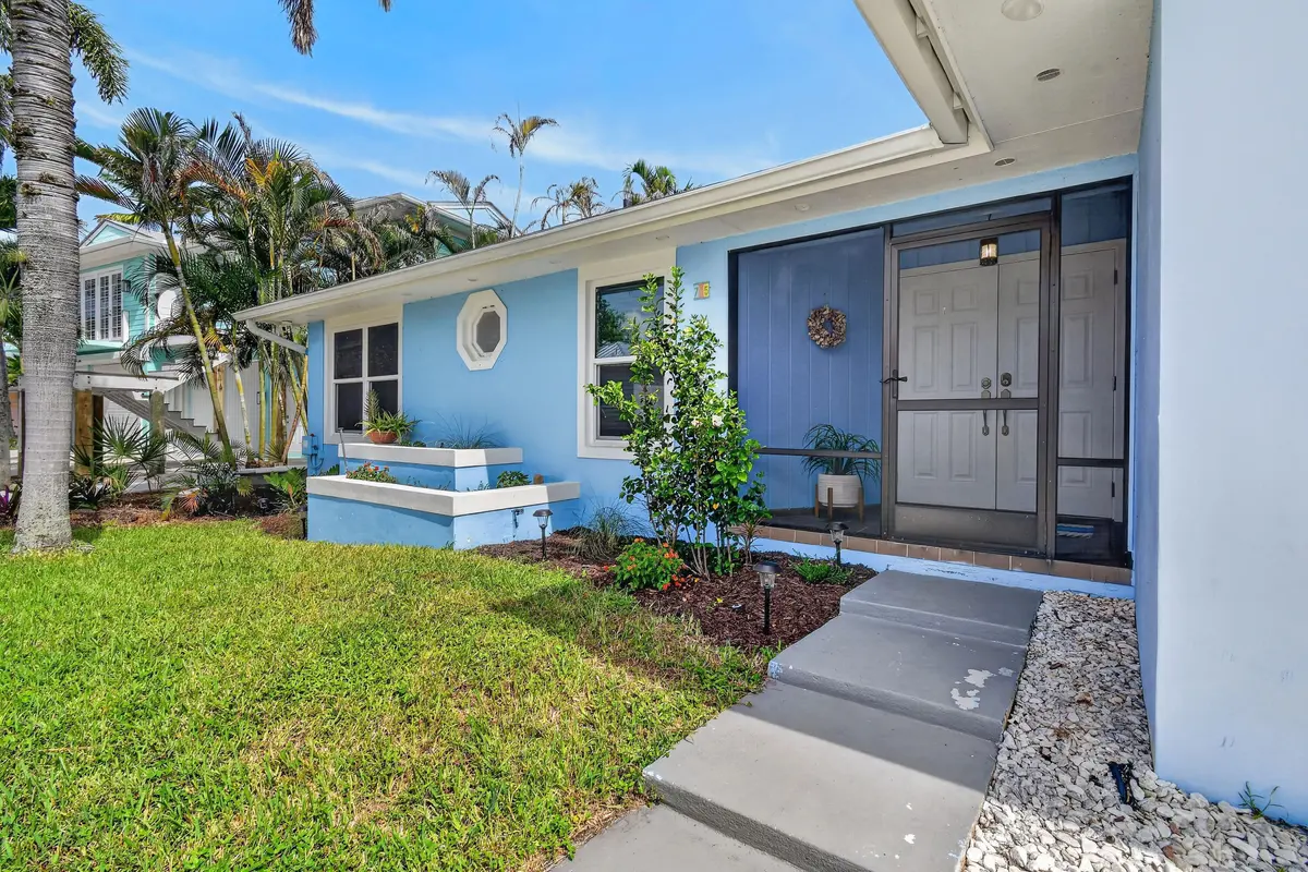 715SWSalernoRd(6) at 715 SW SALERNO Road, Stuart