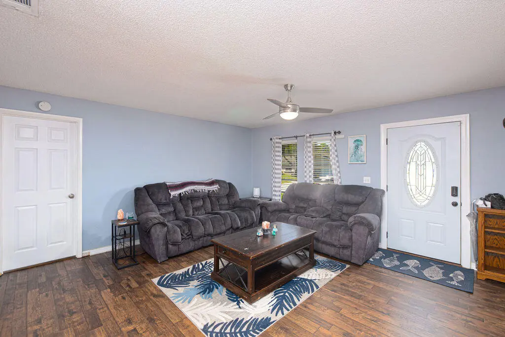 Liv 1 at 1337 SE ROANOKE Street, Port St. Lucie