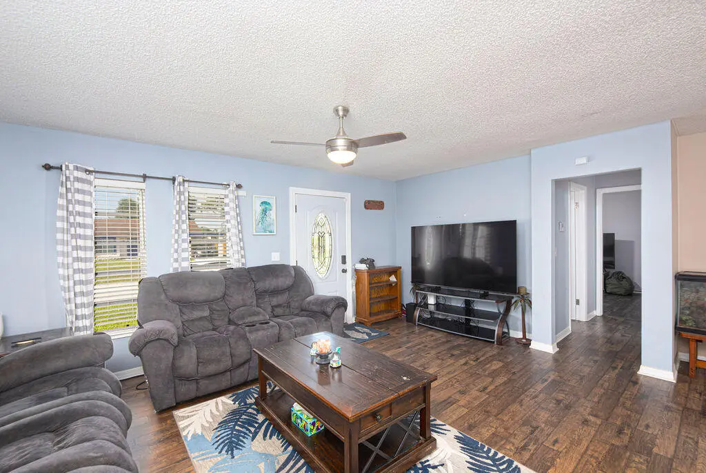 Liv 2 at 1337 SE ROANOKE Street, Port St. Lucie