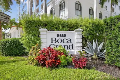 233 S FEDERAL Highway 623, Boca Raton – Condominium for sale