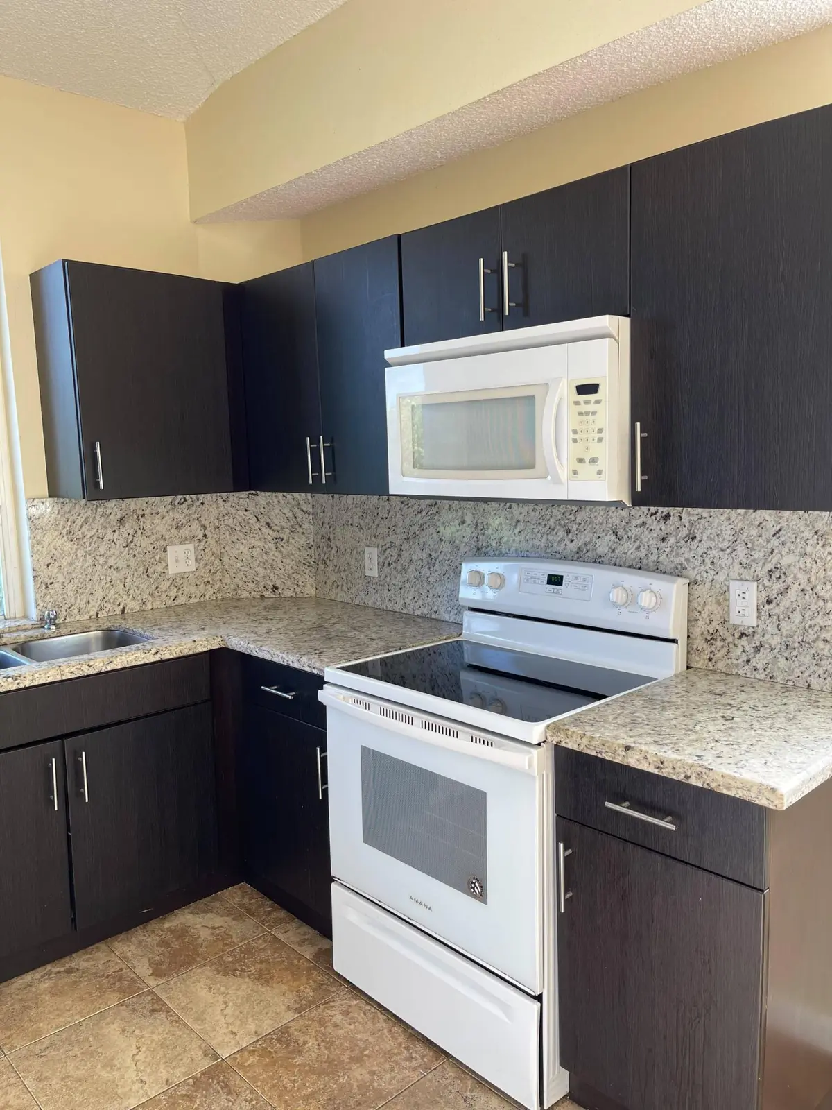 WhatsApp Image 2026-08-26 at 11.04.25 AM at 6984 SW 39th Street H206, Davie