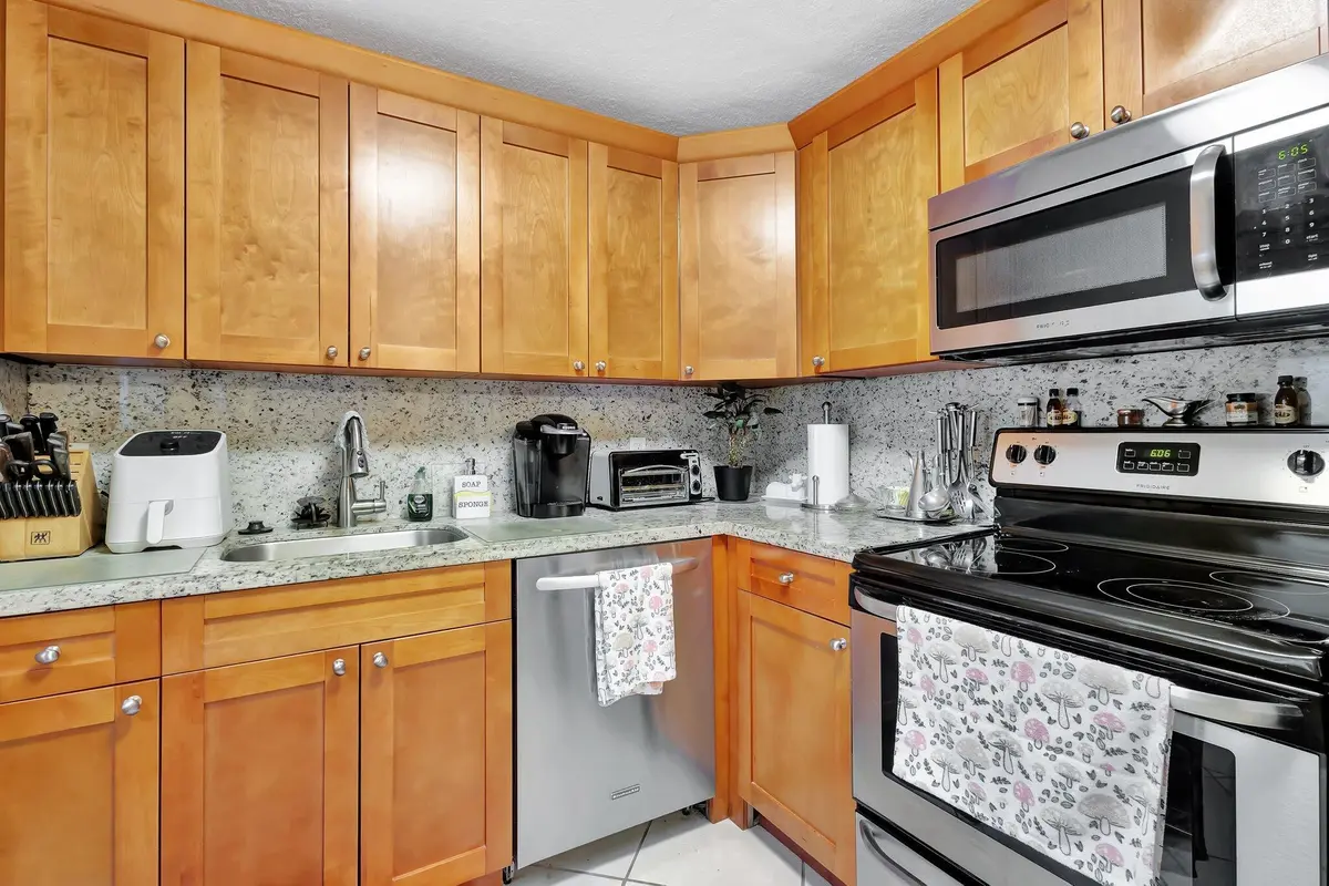 Large kitchen at 637 Monaco Court, Delray Beach