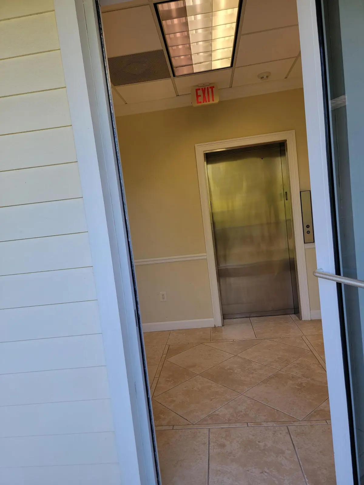 829 18TH C-2, Vero Beach, FL – commercial property photo 4