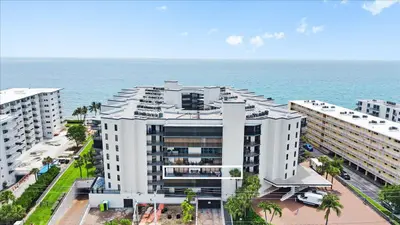1167 HILLSBORO MILE 308, Hillsboro Beach – Condominium for sale