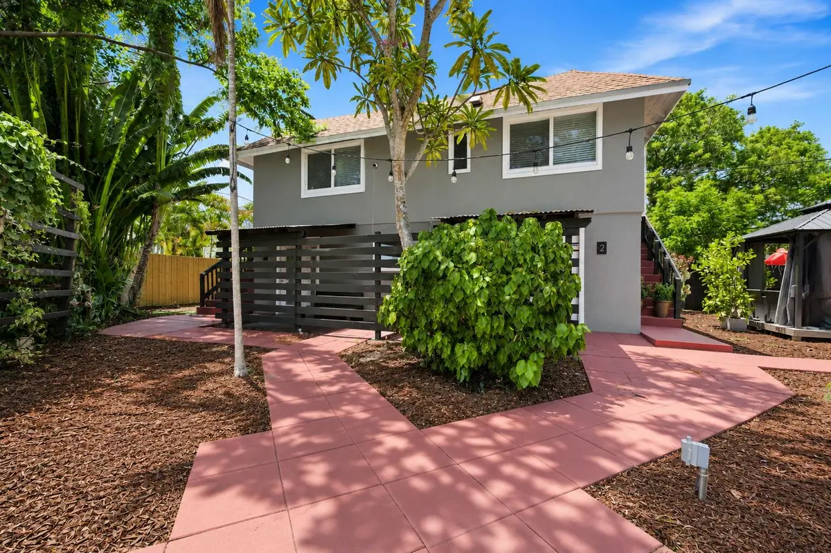 50-web-or-mls-1329-ne-5th-ave at 1329 NE 5TH Avenue, Fort Lauderdale