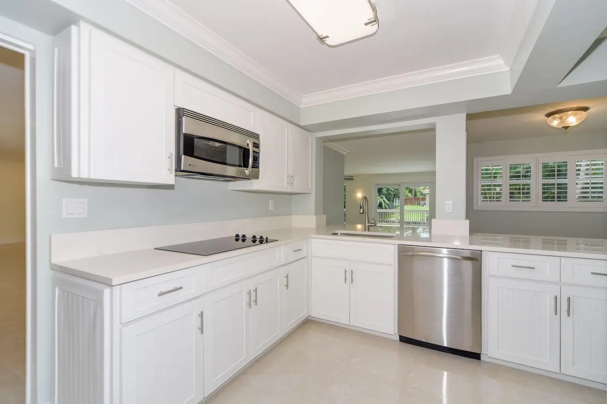 02 Kitchen at 709 W Royal Palm Road, Boca Raton
