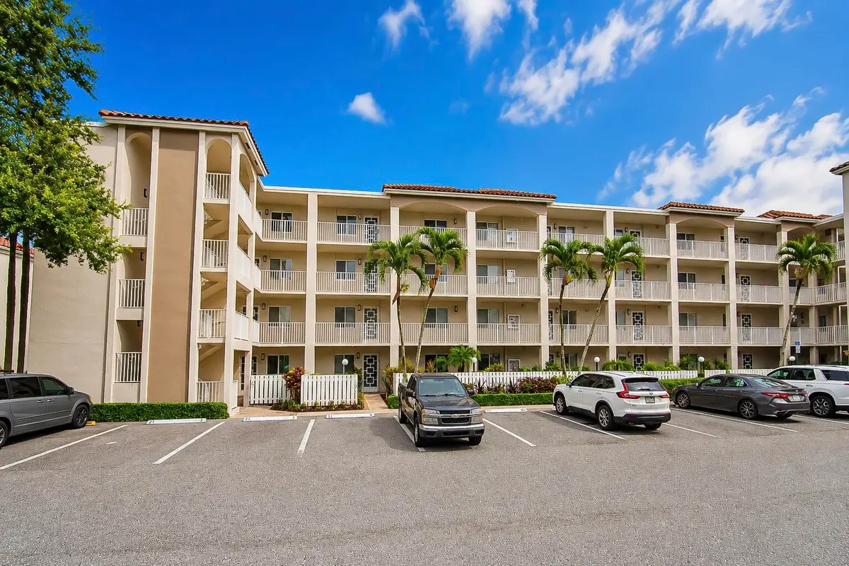 781458AE-6B31-4073-89A1-F8D10C2D71CB at 14112 Huntington Pointe Drive 401, Delray Beach