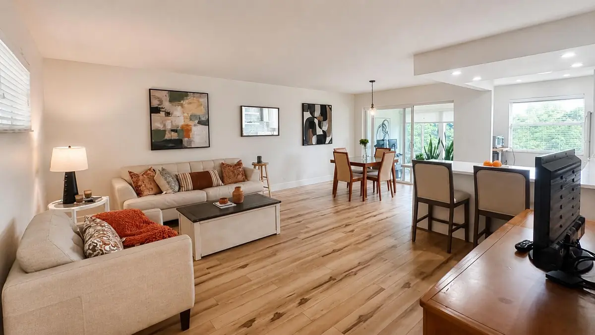 Living area at 21 COLONIAL CLUB Drive 303, Boynton Beach