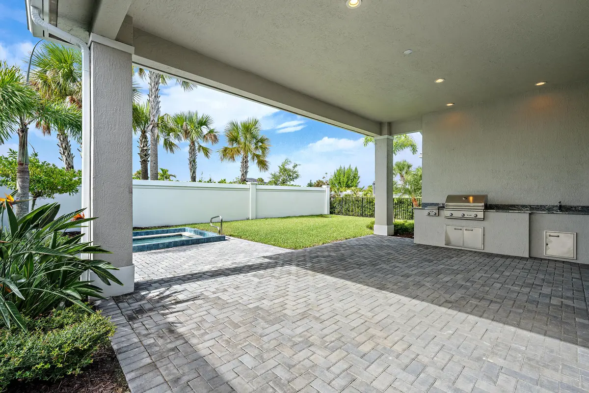 Patio at 9901 Regency Way, Palm Beach Gardens
