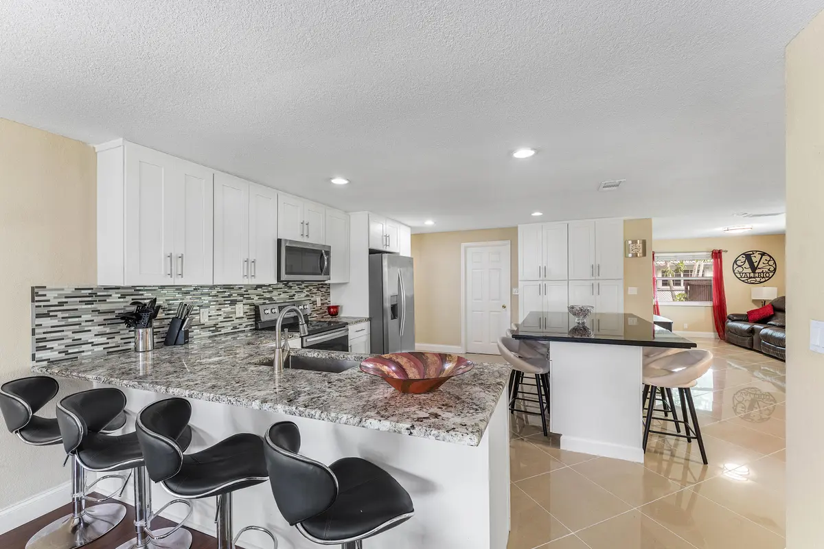 008-4025Northwest105thAvenue-CoralSpring at 4025 NW 105TH Avenue, Coral Springs