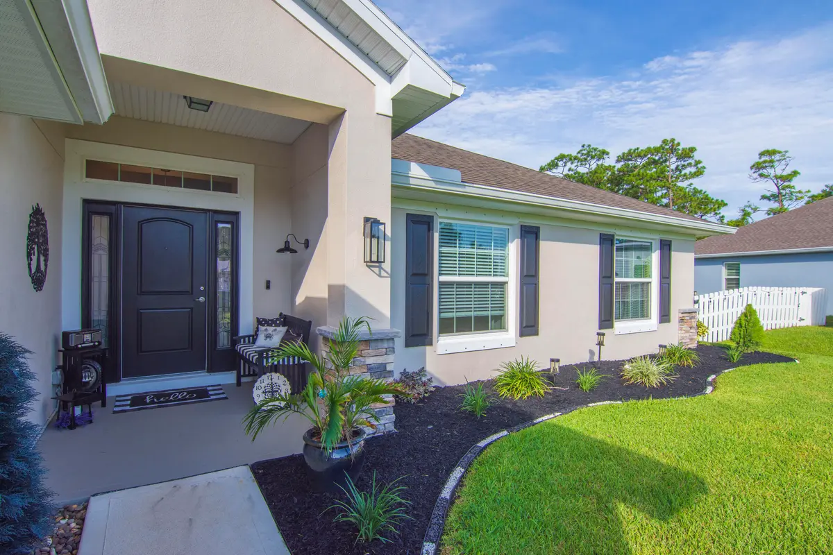 Front at 1489 Bevan Drive, Sebastian
