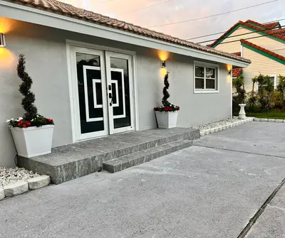 51 Lariat Circle, Boca Raton – Single Family Residence for rent