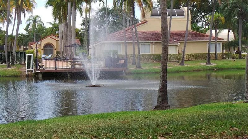 COCO PARC LAKE at 741 LYONS Road 17203, Coconut Creek