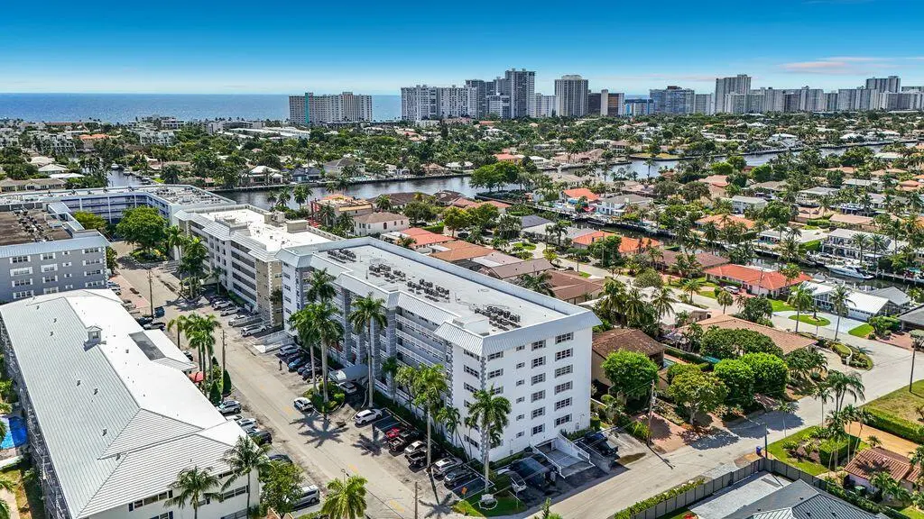 jay2 at 3050 NE 47TH Court 507, Fort Lauderdale